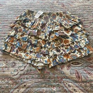 NWT. Love the Label skirt. Size L